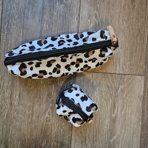 Petunia Pickle bottom bottle and pacifier holder